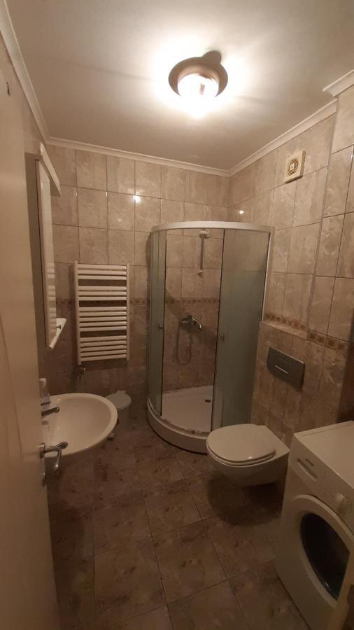 Sirmijum Hause Διαμέρισμα Σρέμσκα Μιτρόβιτσα Εξωτερικό φωτογραφία